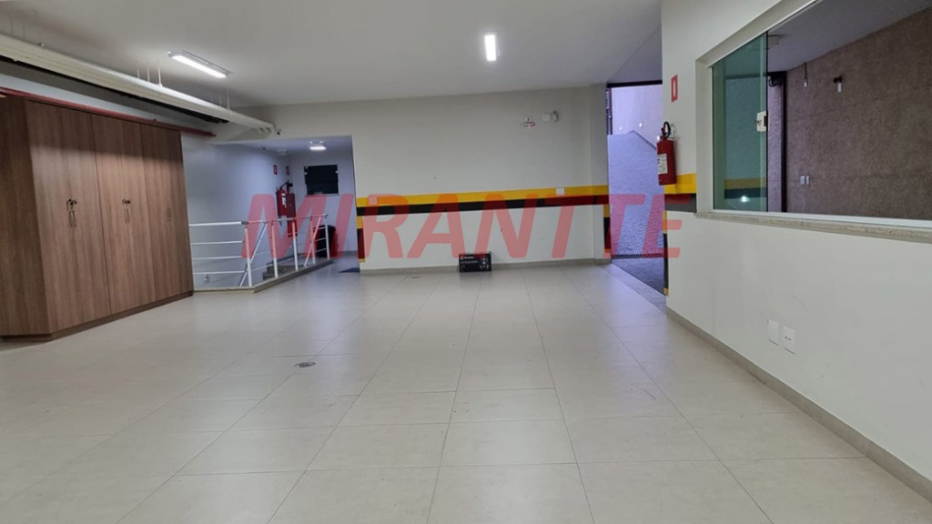 Comercial de 1094m² em Imirim