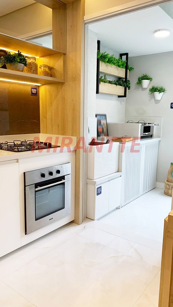 Apartamento de 44m² com 2 quartos em Picanço