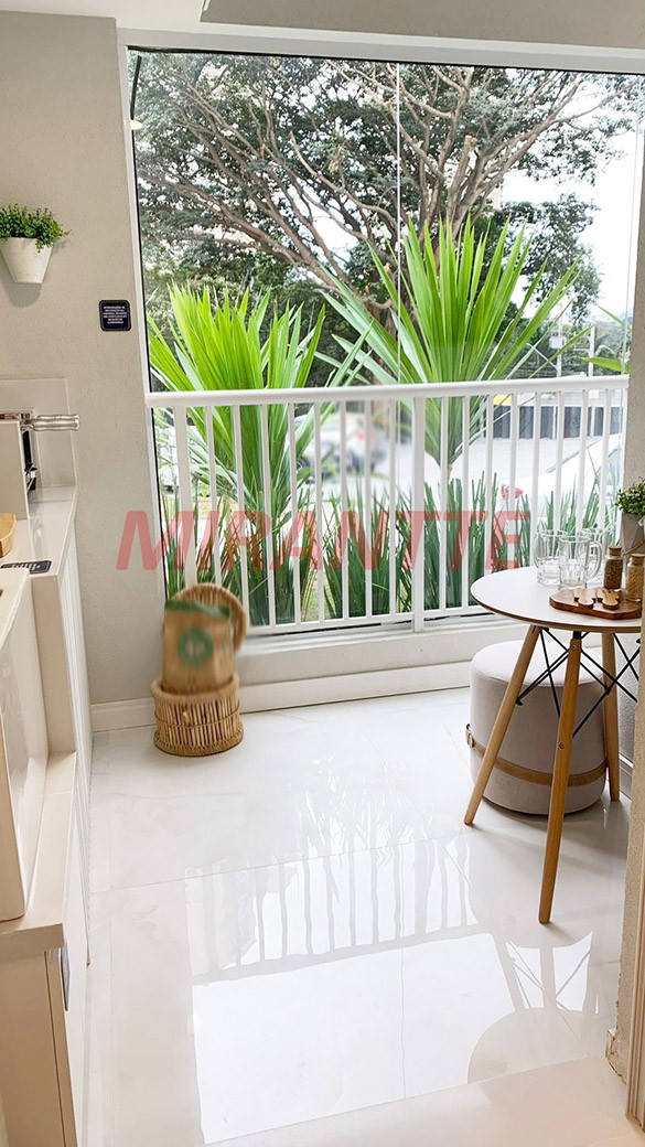 Apartamento de 44m² com 2 quartos em Picanço