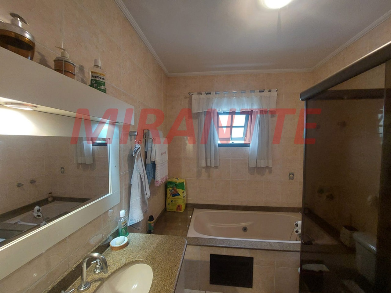 Sobrado de 175m² com 3 quartos em Vila Maria