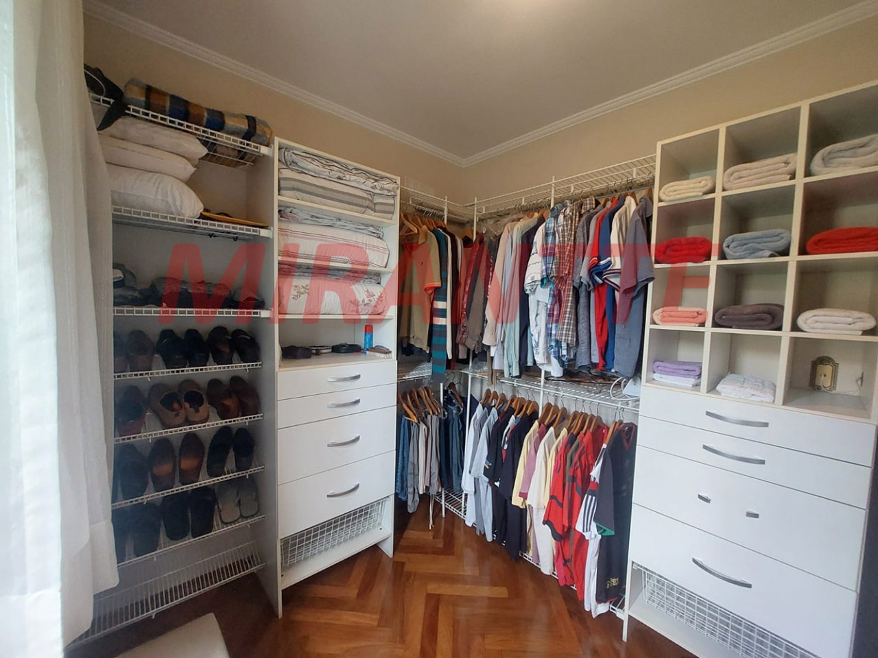 Sobrado de 175m² com 3 quartos em Vila Maria