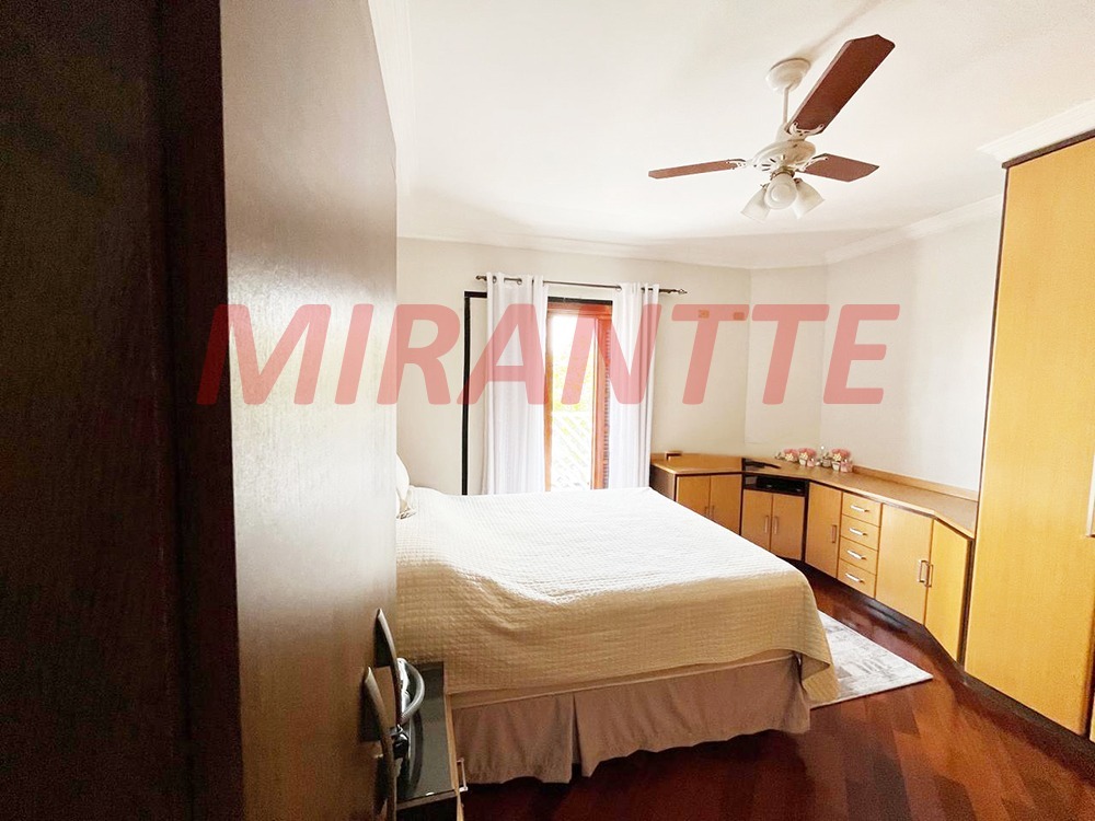 Sobrado de 326m² com 3 quartos em Vila Maria