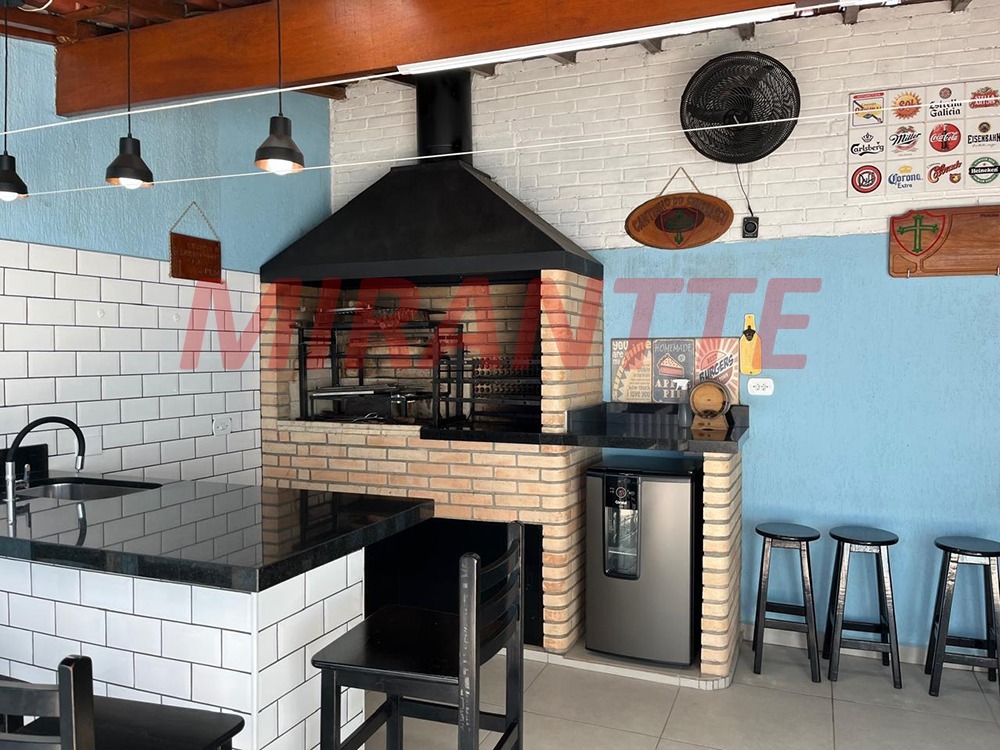 Sobrado de 326m² com 3 quartos em Vila Maria