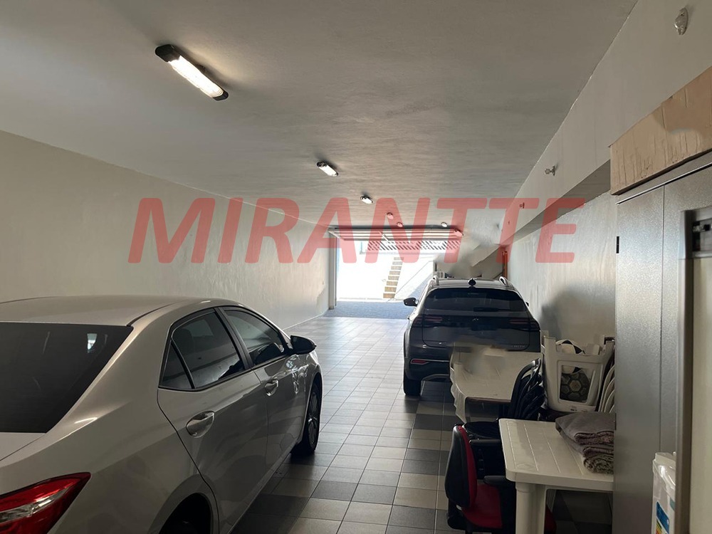 Sobrado de 326m² com 3 quartos em Vila Maria