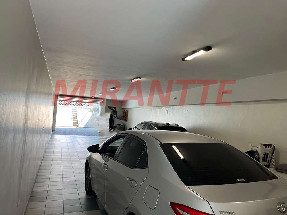 Sobrado de 326m² com 3 quartos em Vila Maria