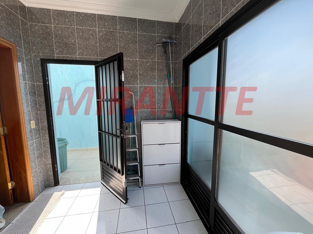 Sobrado de 326m² com 3 quartos em Vila Maria
