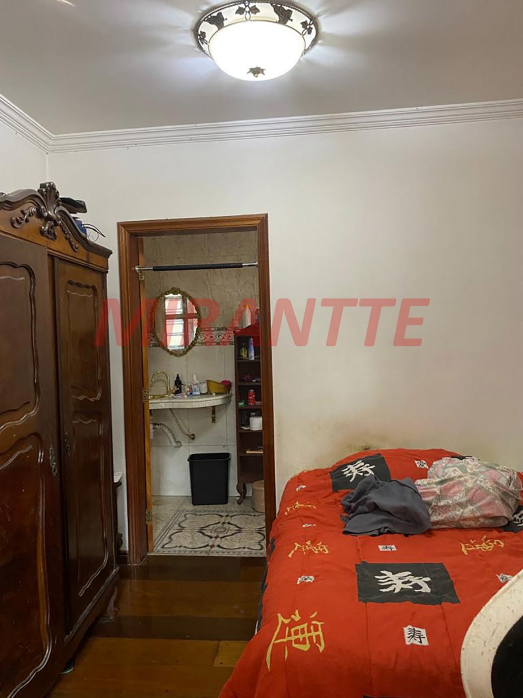 Sobrado de 527m² com 8 quartos em Cidade Vargas
