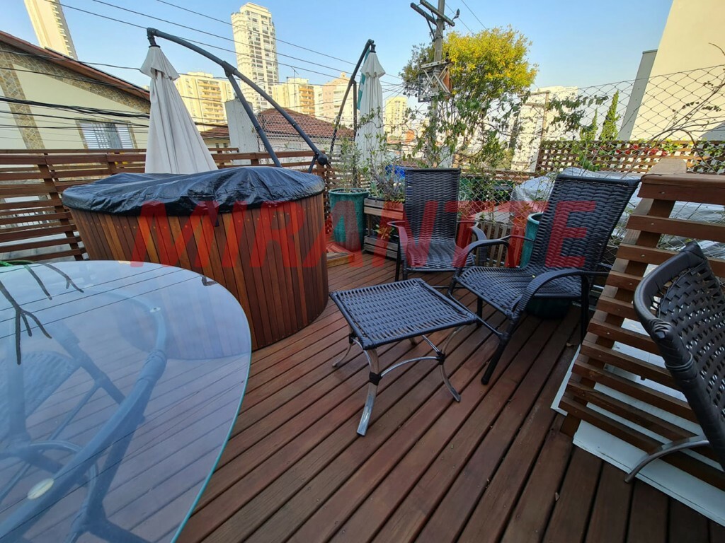 Sobrado de 74m² com 2 quartos em Santana