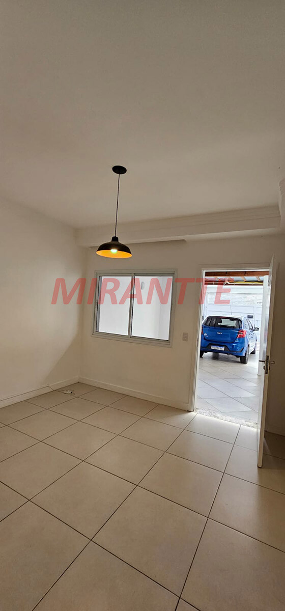 Sobrado de 74m² com 2 quartos em Santana