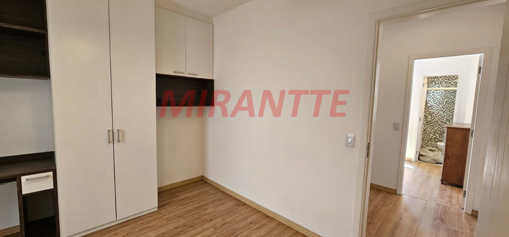 Sobrado de 74m² com 2 quartos em Santana