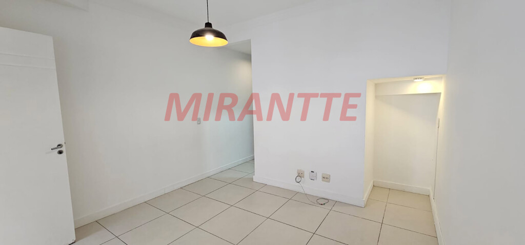 Sobrado de 74m² com 2 quartos em Santana