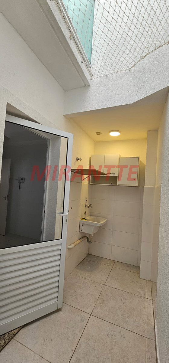 Sobrado de 74m² com 2 quartos em Santana