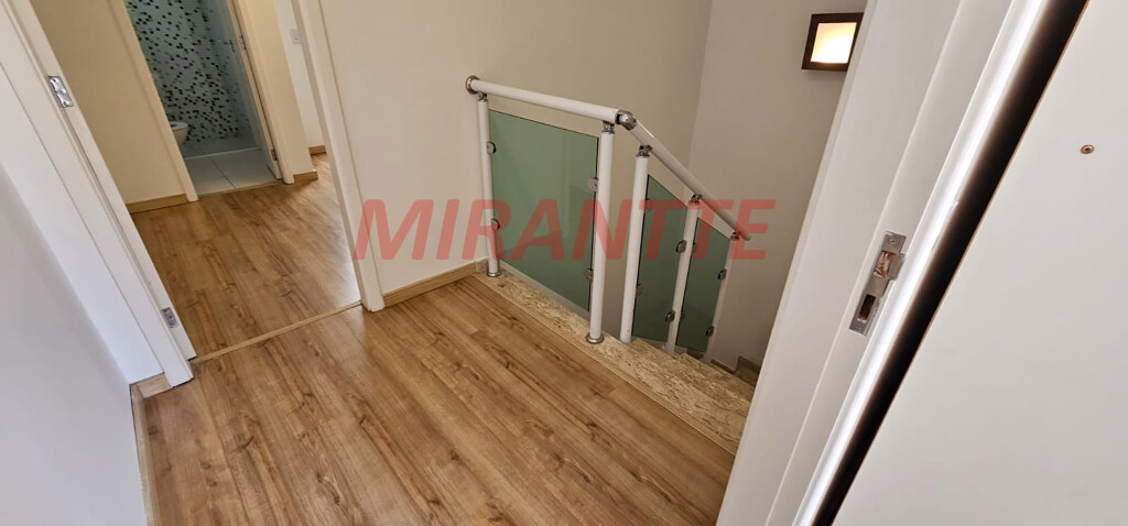Sobrado de 74m² com 2 quartos em Santana