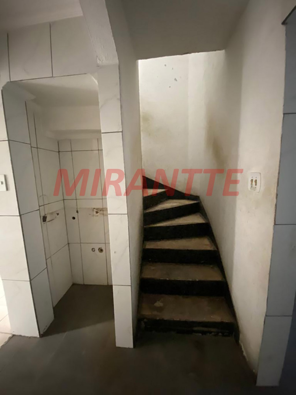 Comercial de 134m² em Santana