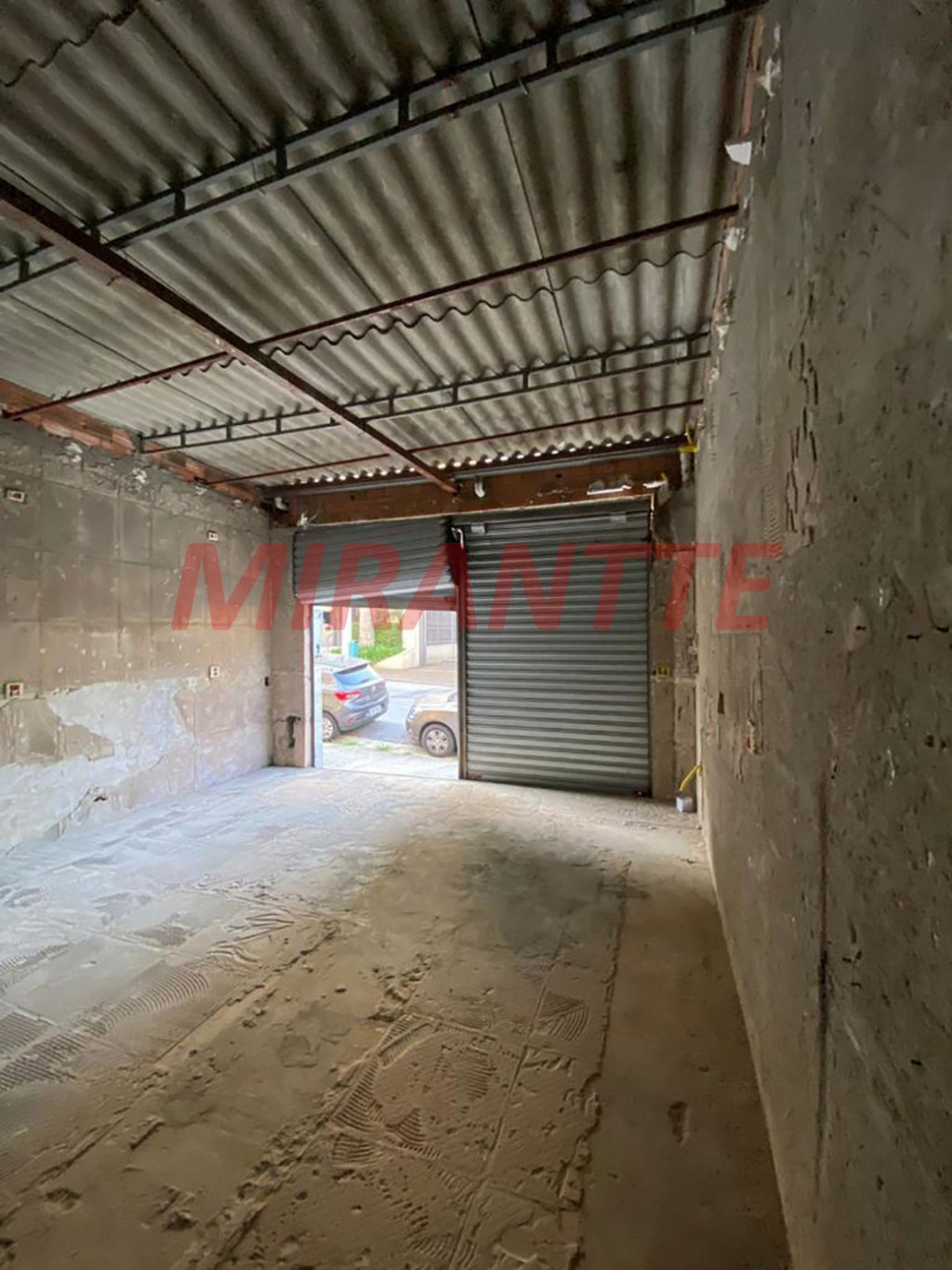 Comercial de 134m² em Santana