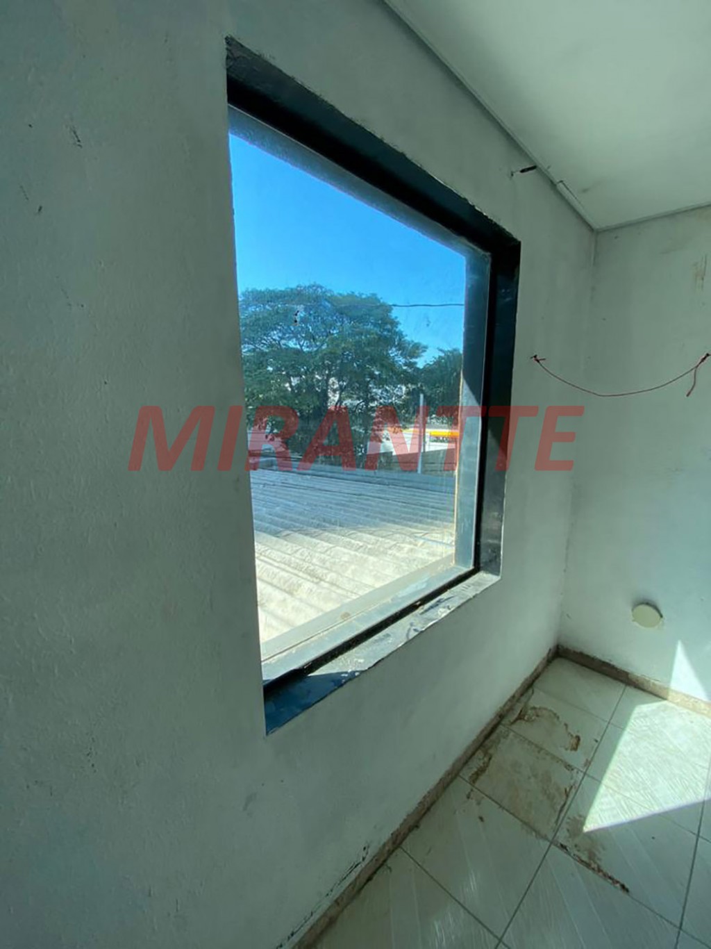 Comercial de 134m² em Santana