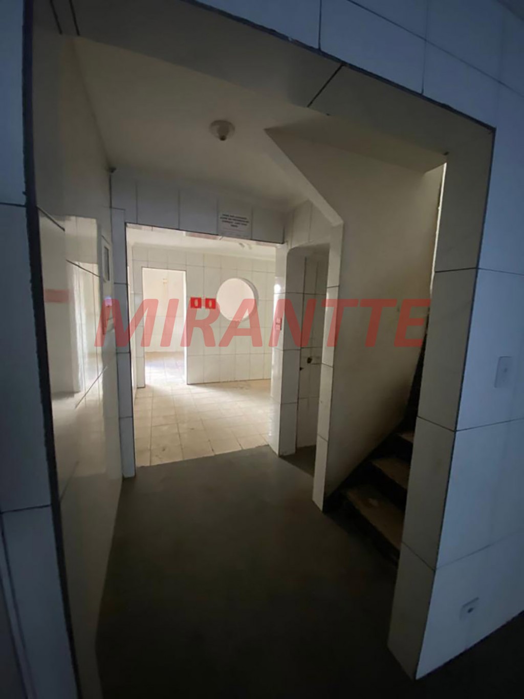 Comercial de 134m² em Santana