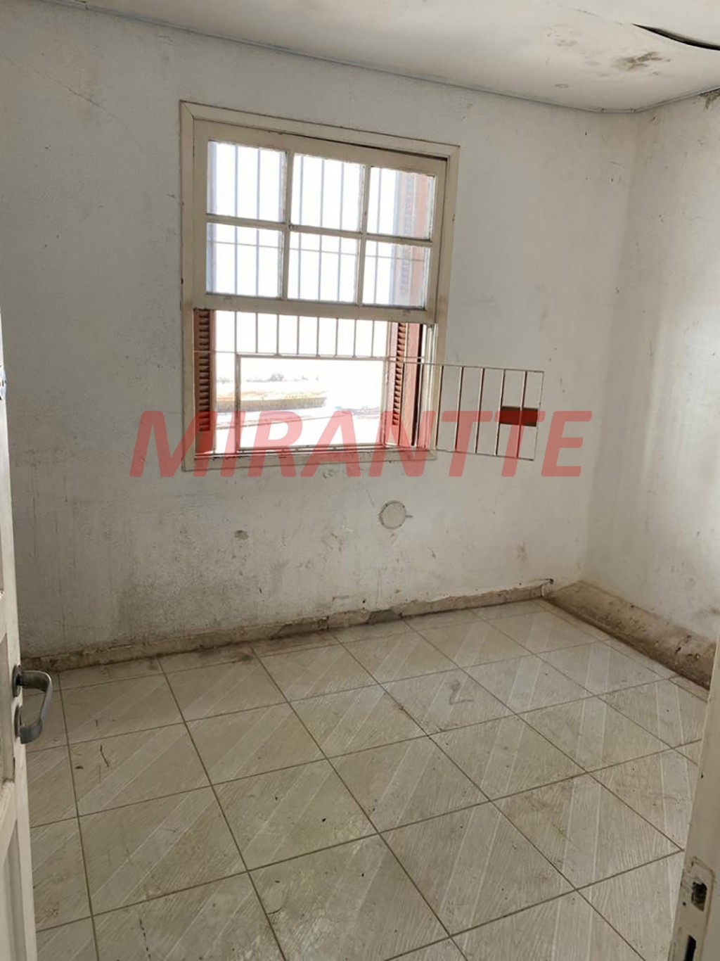 Comercial de 134m² em Santana