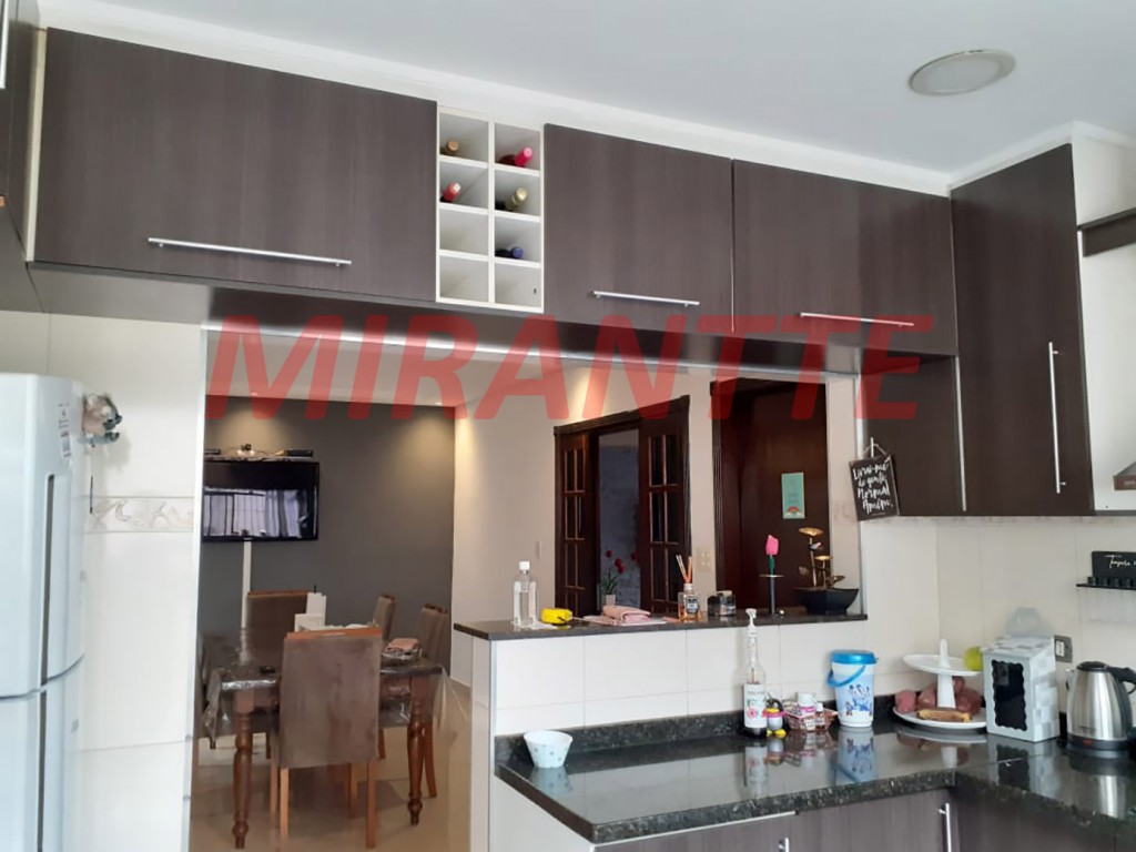 Sobrado de 210m² com 4 quartos em Itaquera