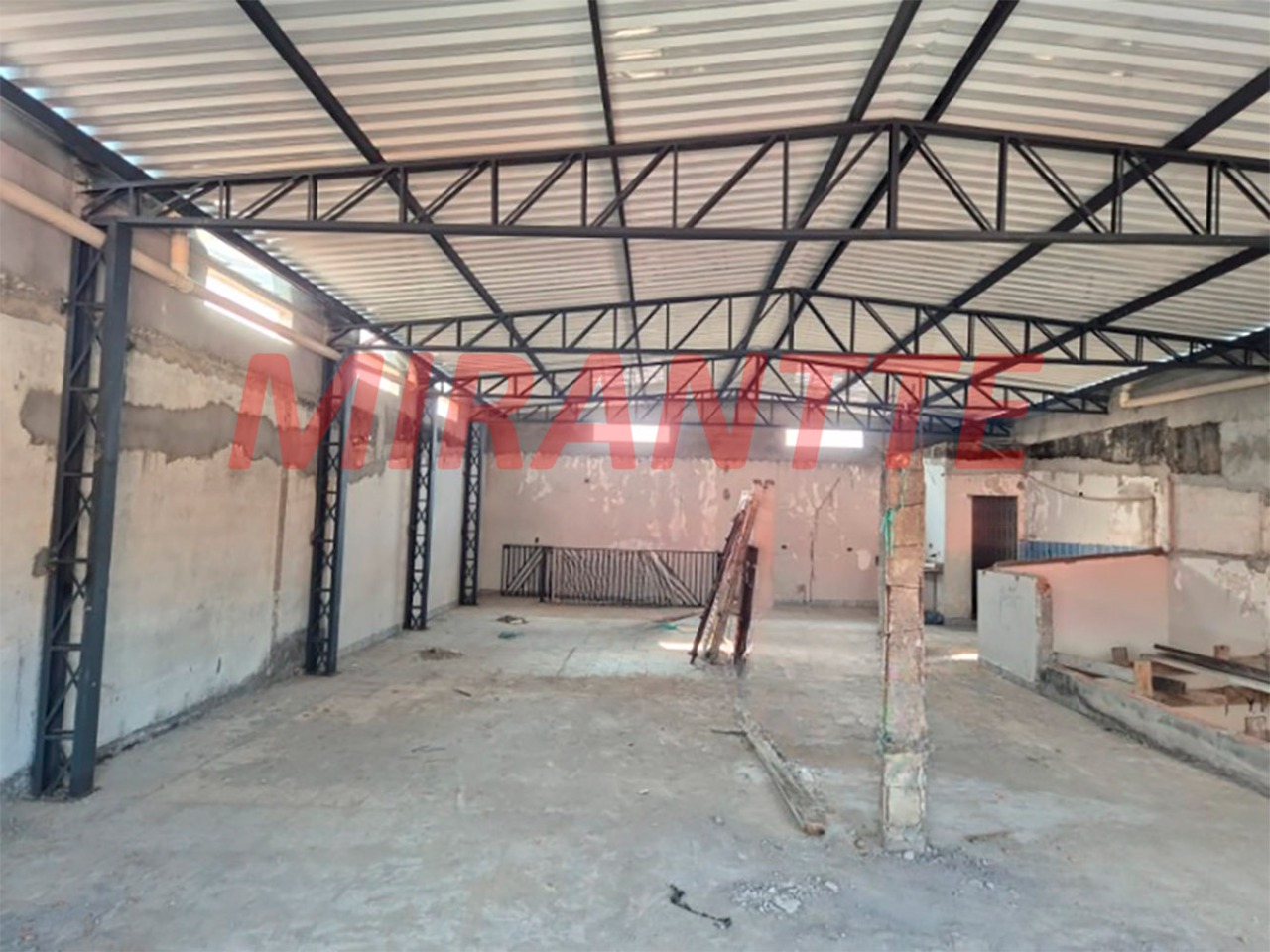 Comercial de 496m² com 2 quartos em Vila Maria Alta