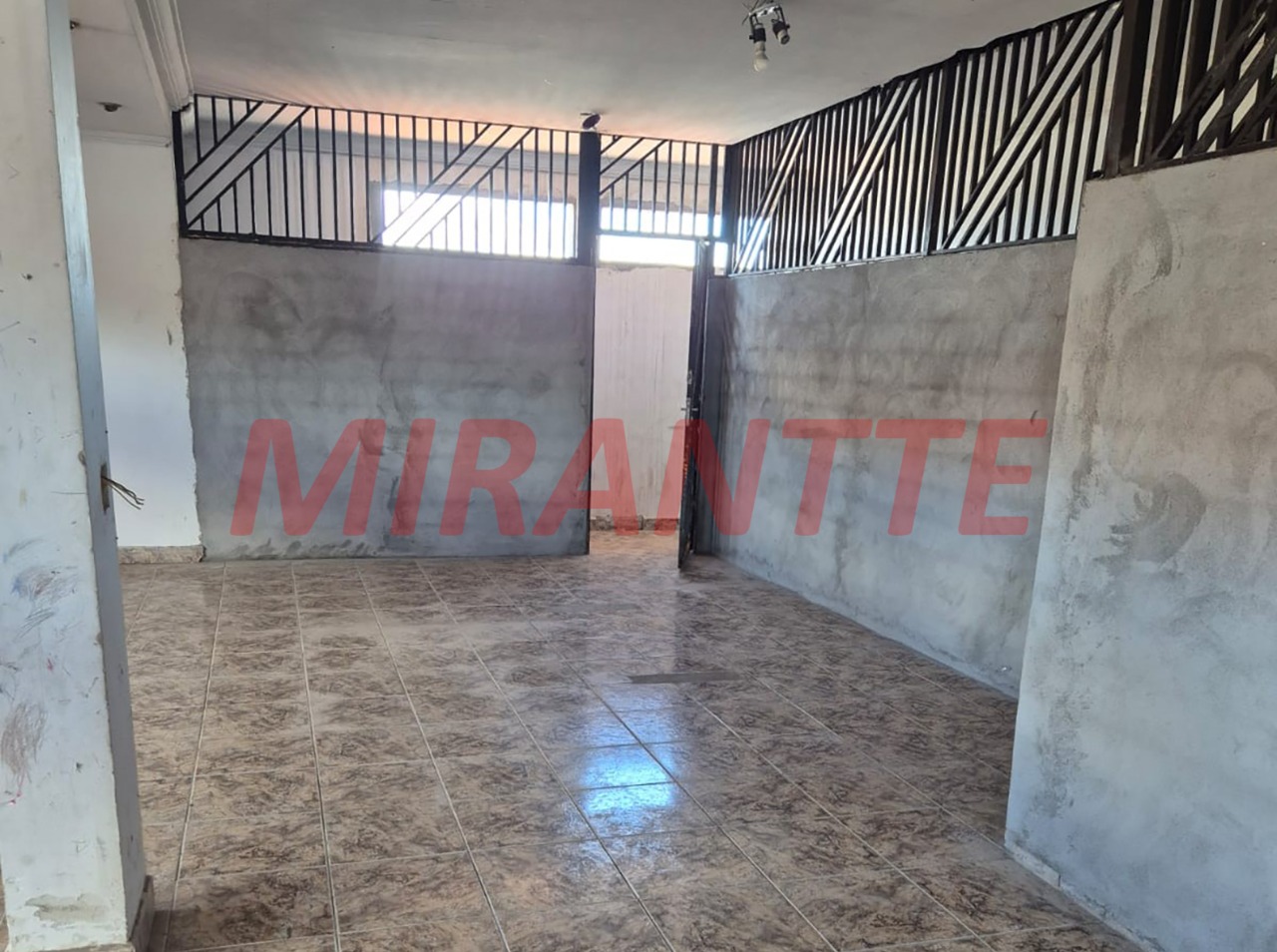 Comercial de 496m² com 2 quartos em Vila Maria Alta
