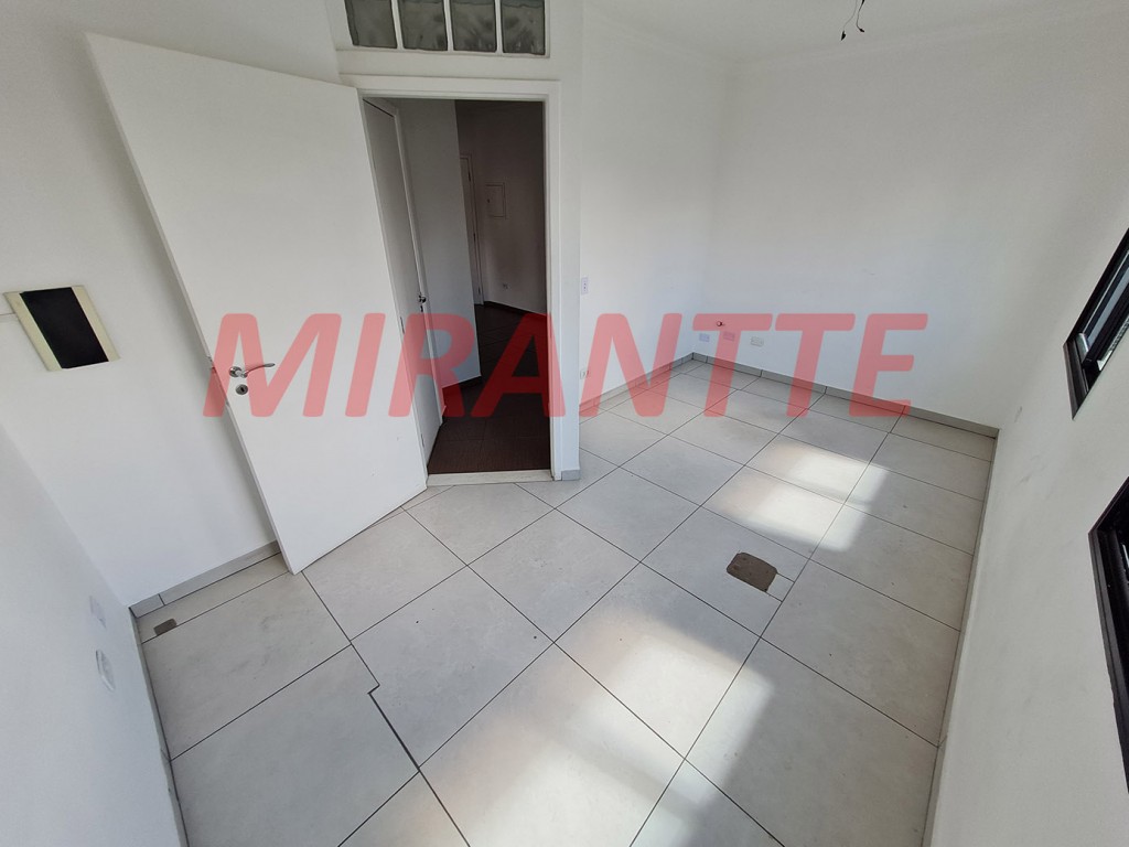 Conjunto comercial de 90m² em Santana