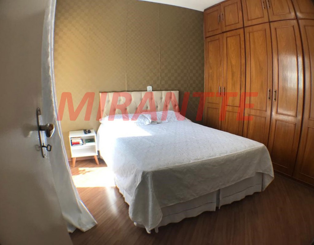 Apartamento com 3 quartos em Vila Augusta