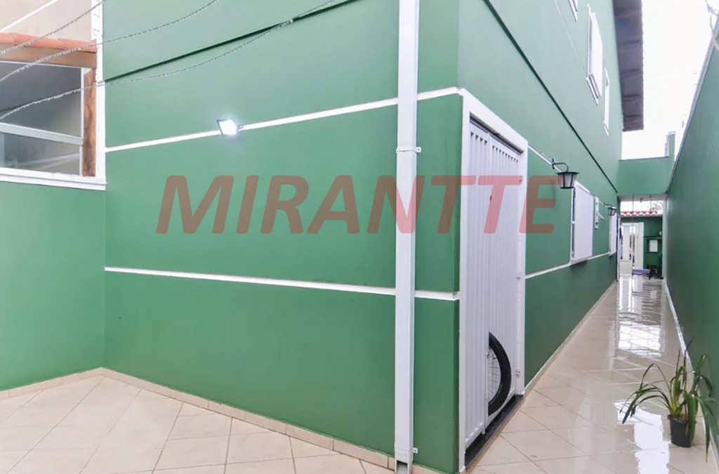 Sobrado de 165m² com 3 quartos em Parque Continental