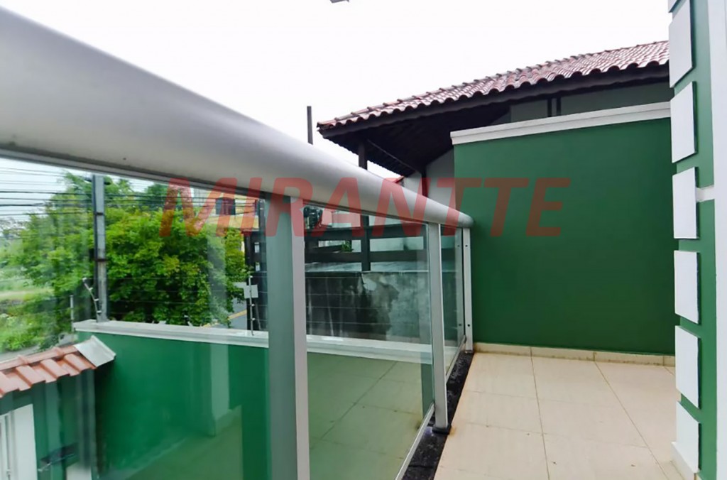 Sobrado de 165m² com 3 quartos em Parque Continental