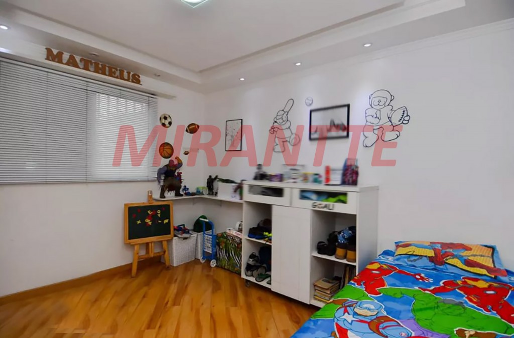 Sobrado de 165m² com 3 quartos em Parque Continental