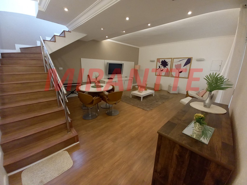 Sobrado de 178m² com 4 quartos em Imirim