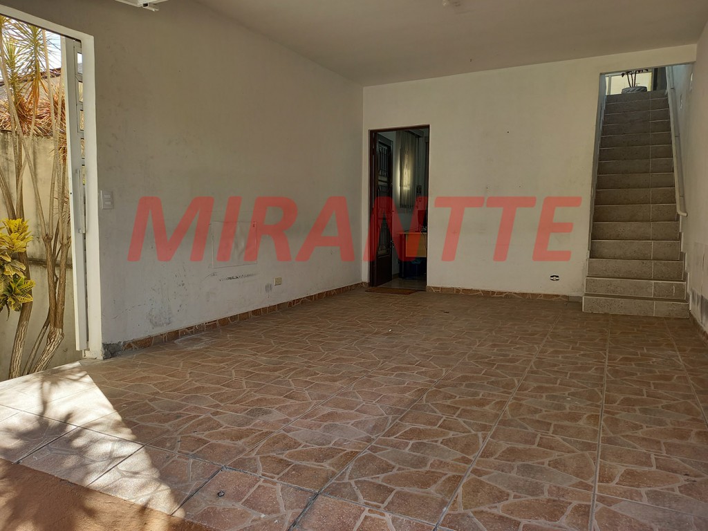 Sobrado de 178m² com 4 quartos em Imirim