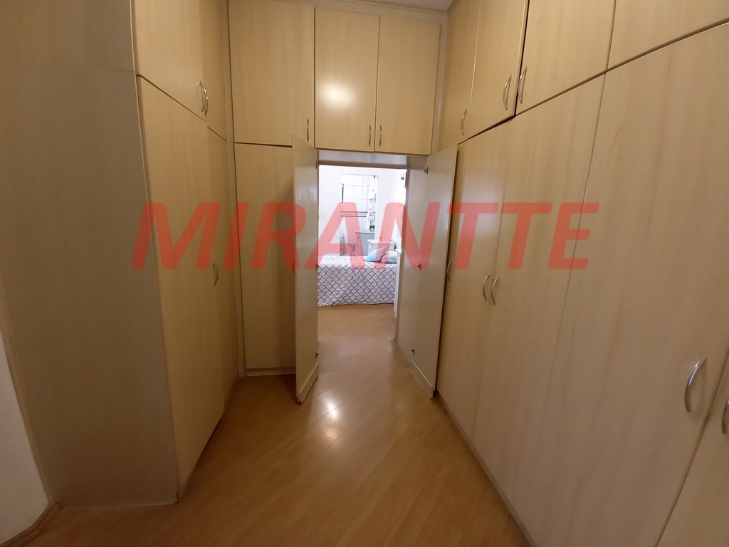 Sobrado de 178m² com 4 quartos em Imirim