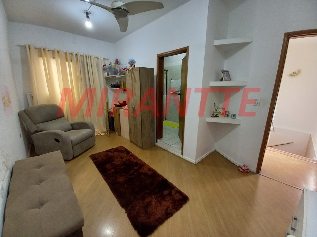 Sobrado de 178m² com 4 quartos em Imirim