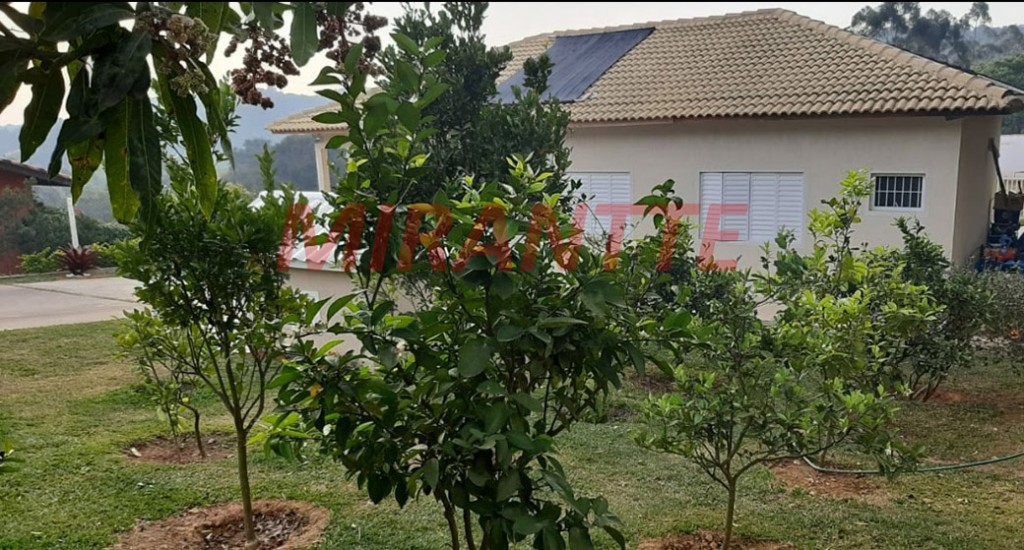 Casa terrea de 200m² com 3 quartos em Serra da Cantareira