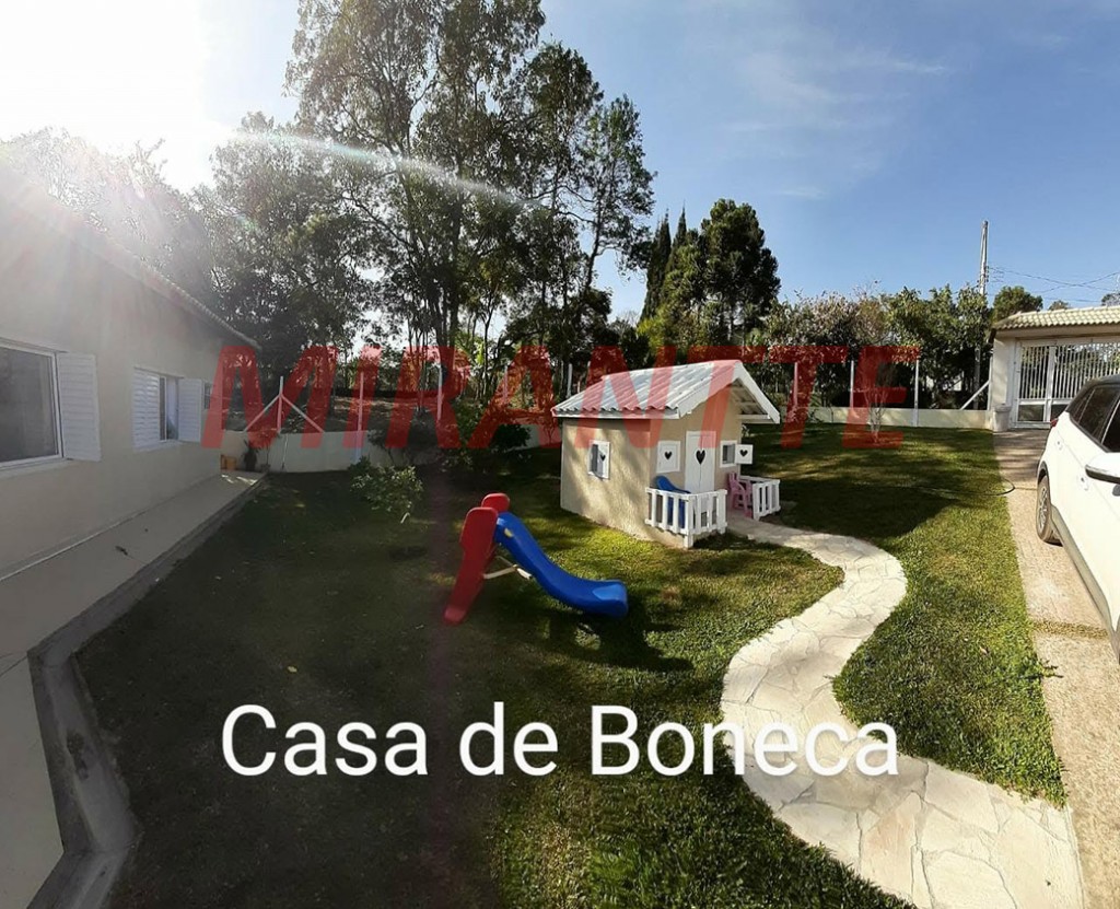 Casa terrea de 200m² com 3 quartos em Serra da Cantareira
