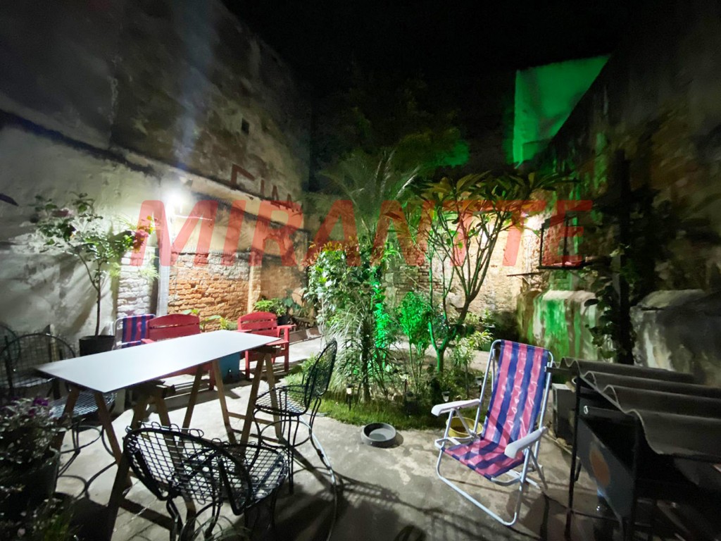 Sobrado de 90m² com 2 quartos em Santa Teresinha