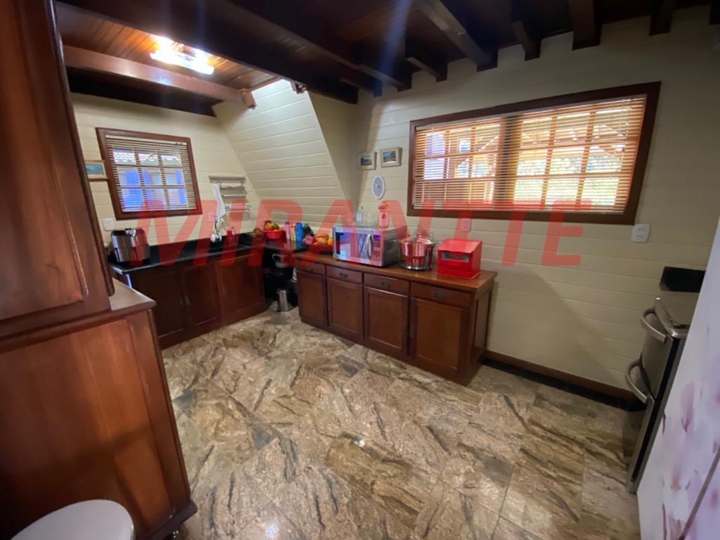Sobrado de 300m² com 2 quartos em São Vicente