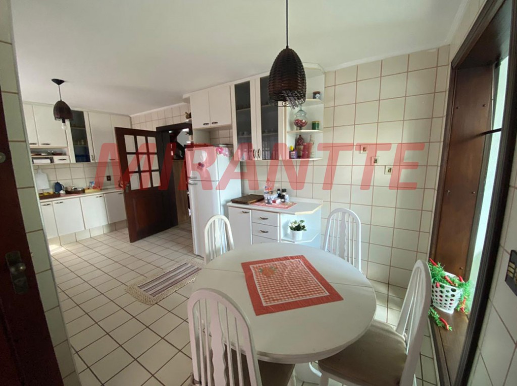 Sobrado de 525m² com 3 quartos em Acapulco