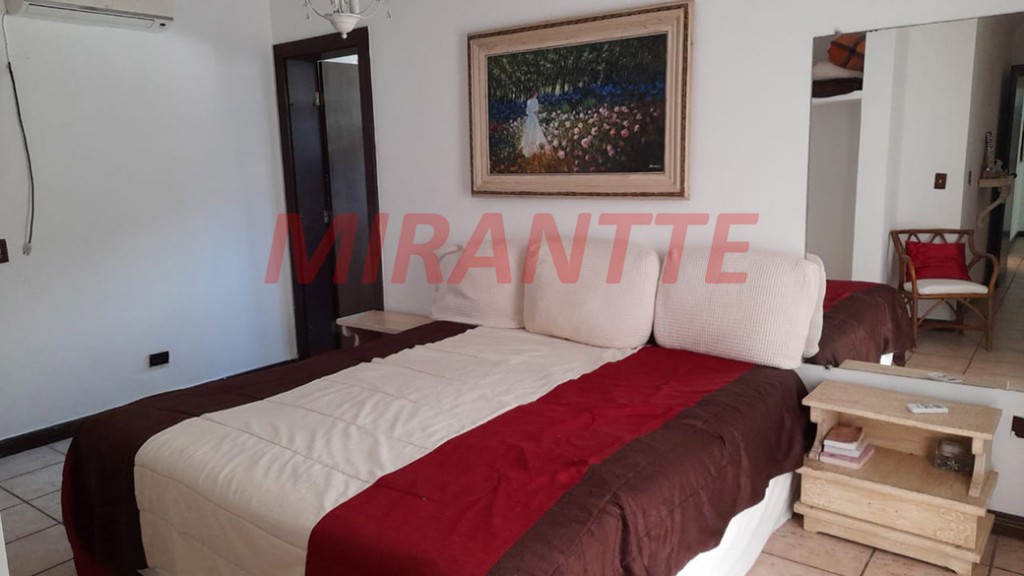 Sobrado de 525m² com 3 quartos em Acapulco