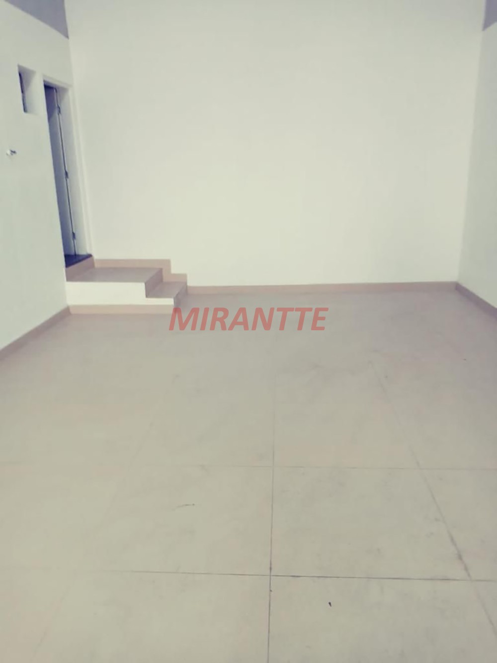 Comercial de 90m² em Jaçana