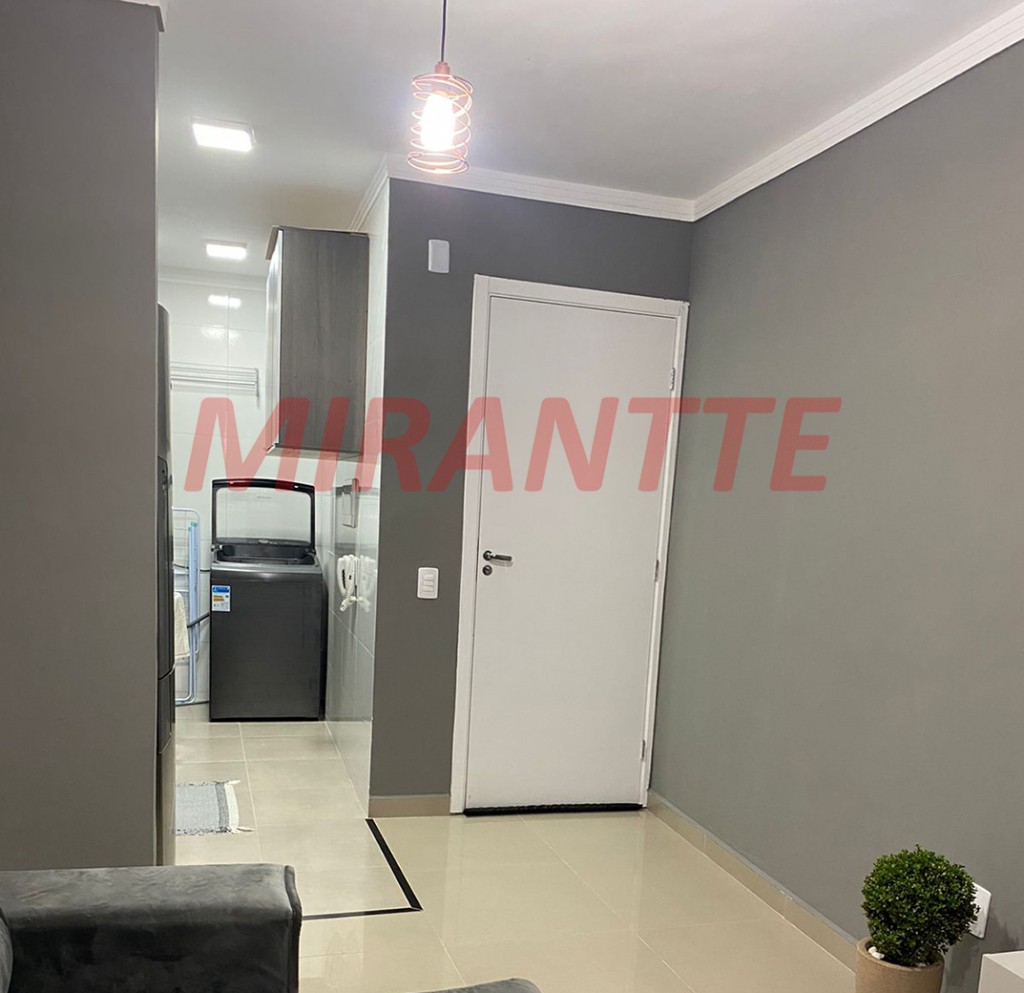 Apartamento de 40m² com 2 quartos em Vila Santos
