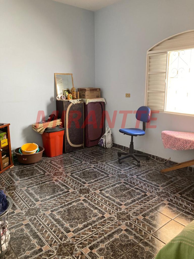 Sobrado com 4 quartos em Centro
