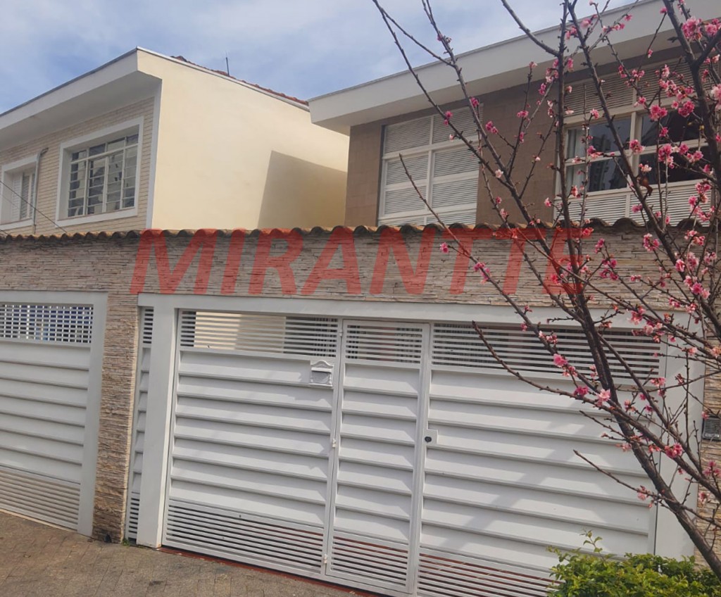 Terreno de 840m² em Santana