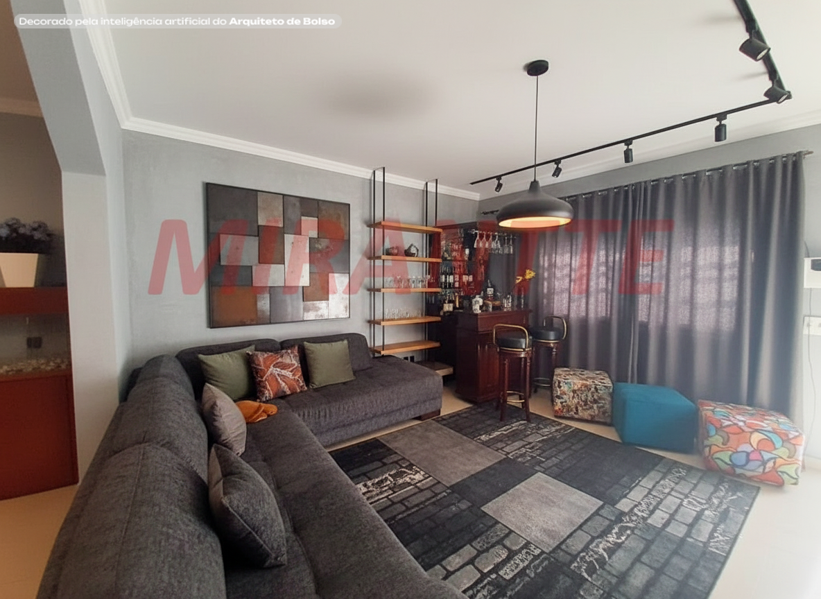 Sobrado de 240m² com 4 quartos em Jardim Peri