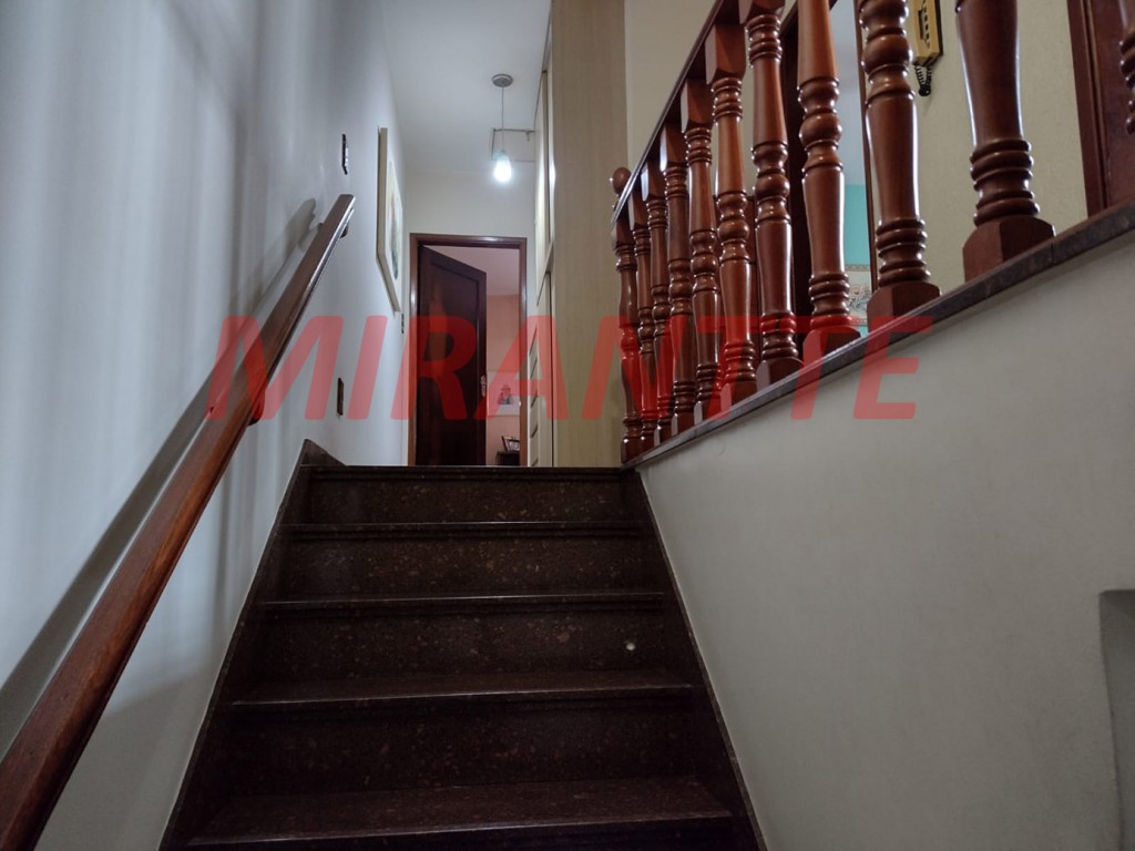 Sobrado de 258m² com 3 quartos em Vila Guilherme