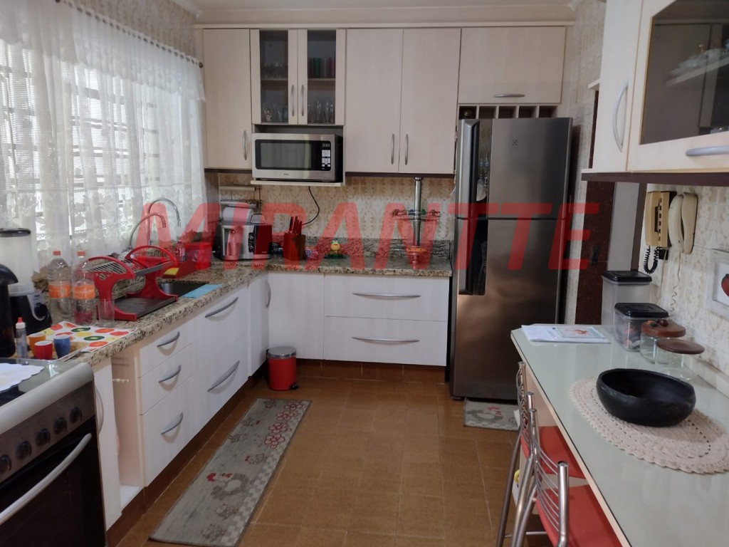 Sobrado de 258m² com 3 quartos em Vila Guilherme