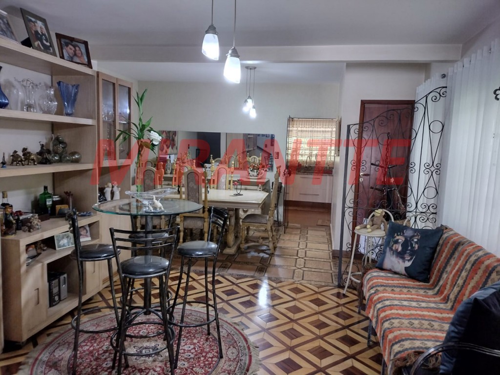 Sobrado de 258m² com 3 quartos em Vila Guilherme