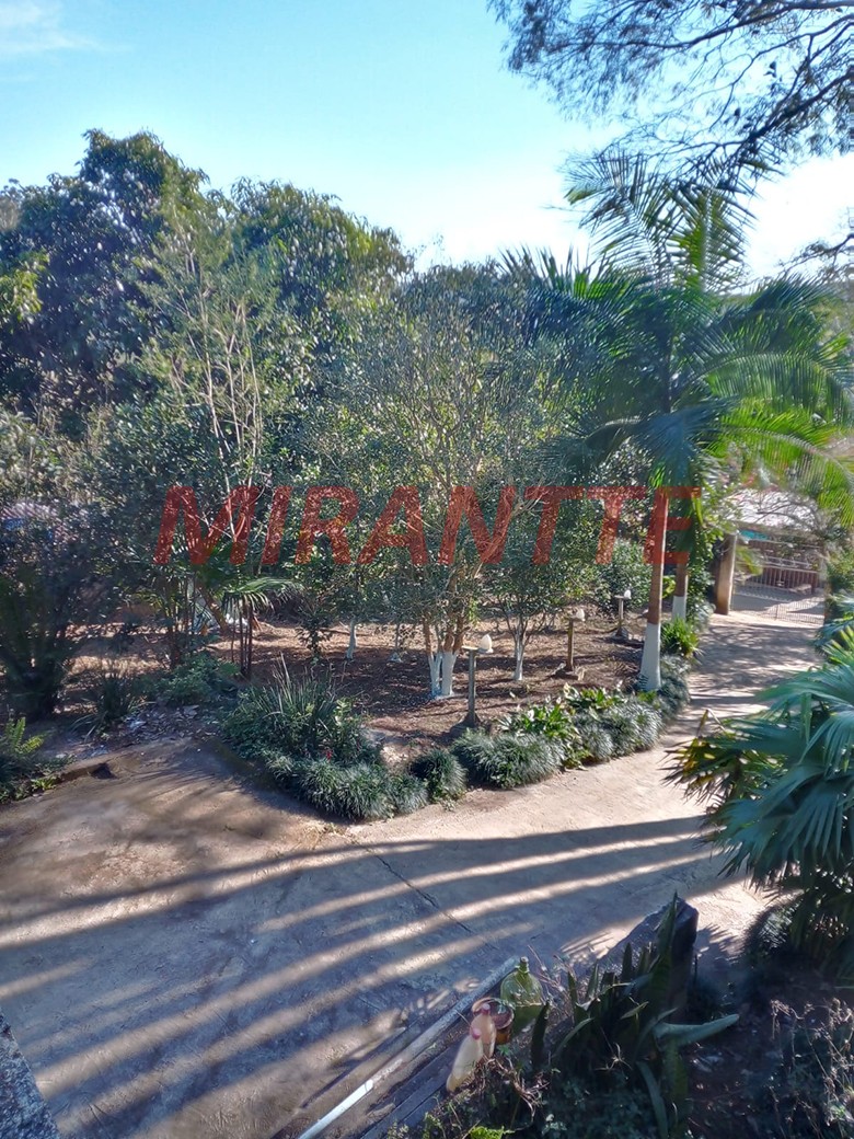 ChÁcara com 2 quartos em Chácara Santo Antônio