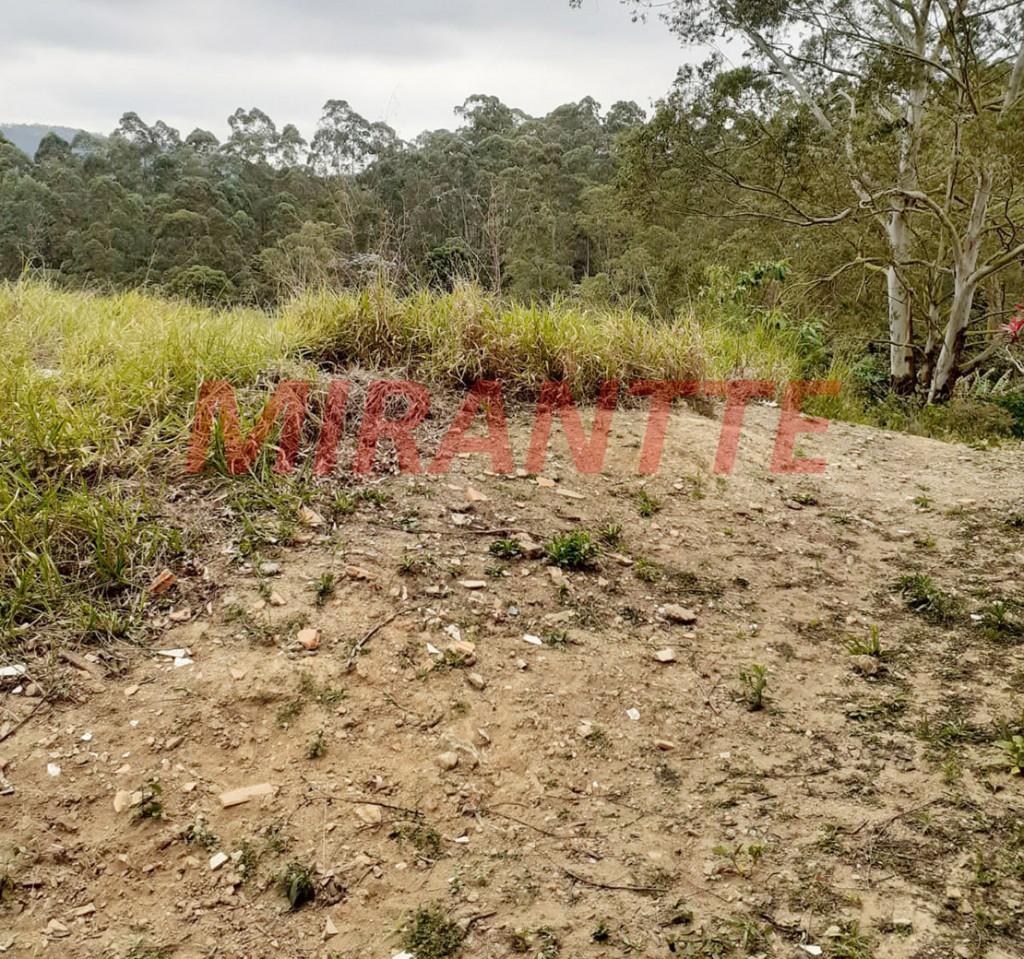 Terreno de 270m² em Parque Continental